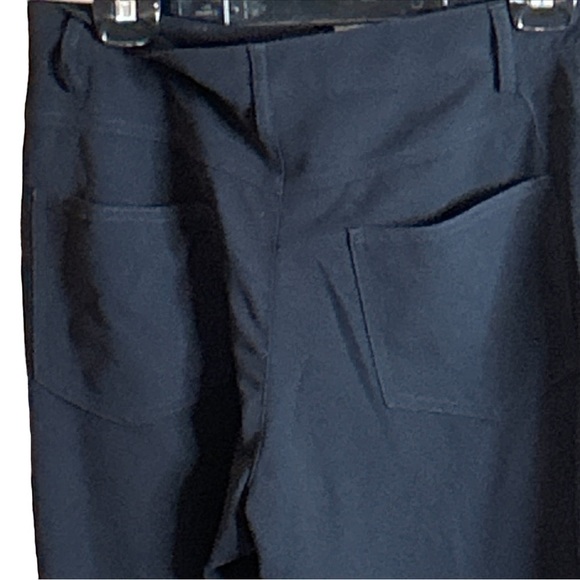 Bcbgeneration Knit Twill Cropped Flare Pants in Black Size Small - Picture 6 of 9